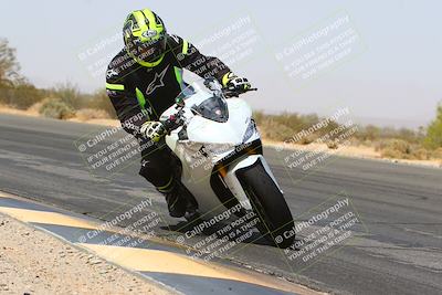 media/Mar-28-2022-Superbike Trackdays (Mon) [[b8603d0f67]]/Open Track Time/Turn 3 Inside/